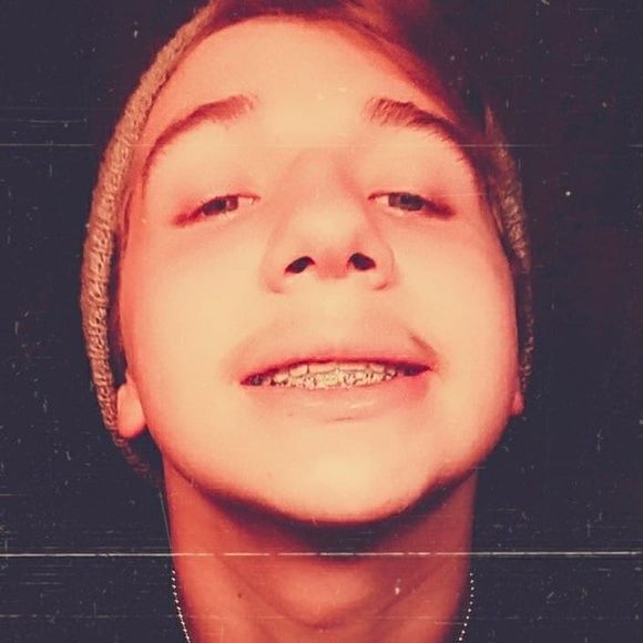 Meet your Posher, Jesse - Picture 1 of 1